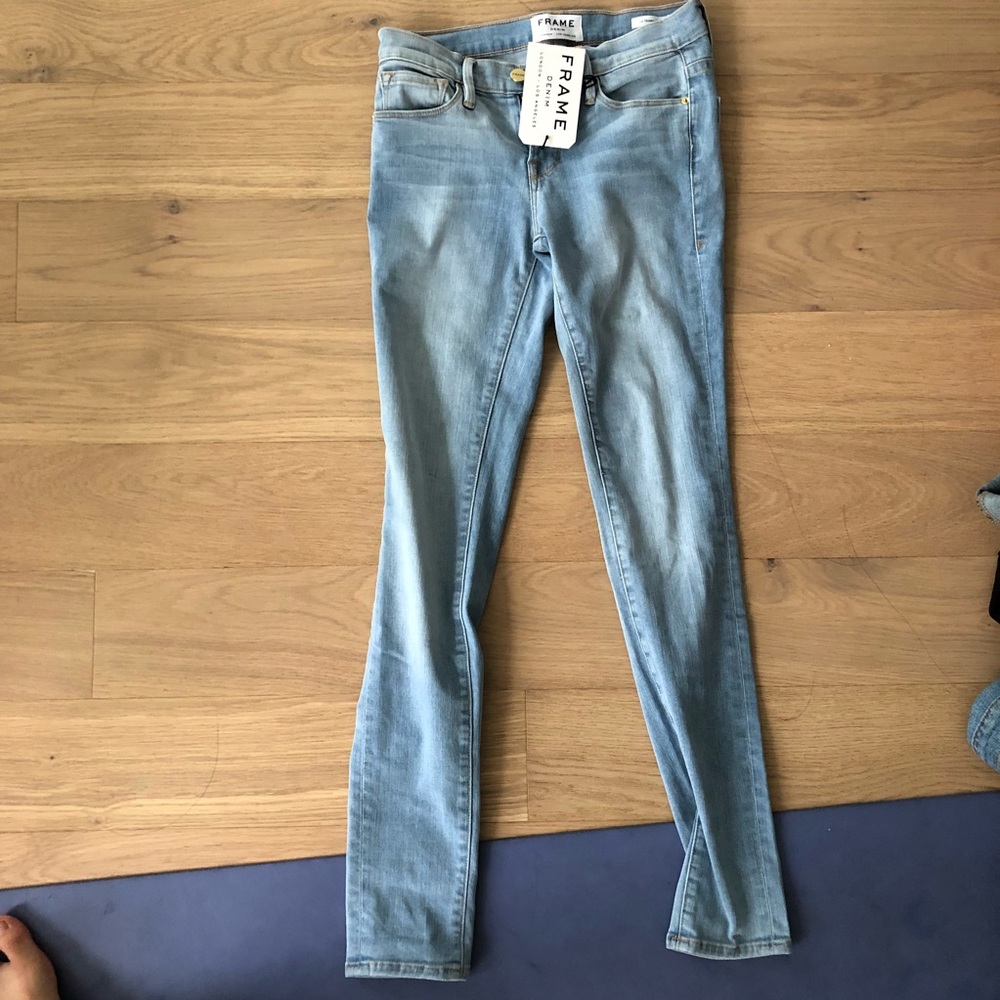 NWT Frame Le Skinny de Jeanne size 25
